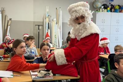 Miko�aj w SP nr 137